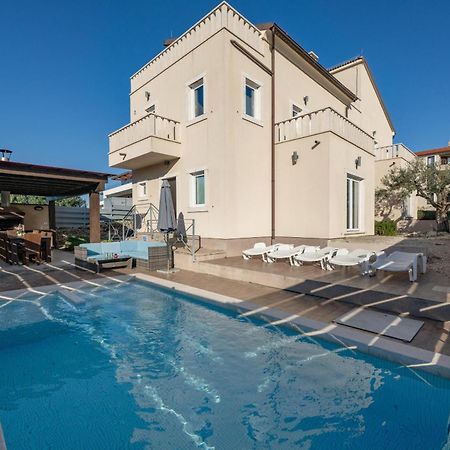 Villa CASTAGNA holiday home Premantura Esterno foto