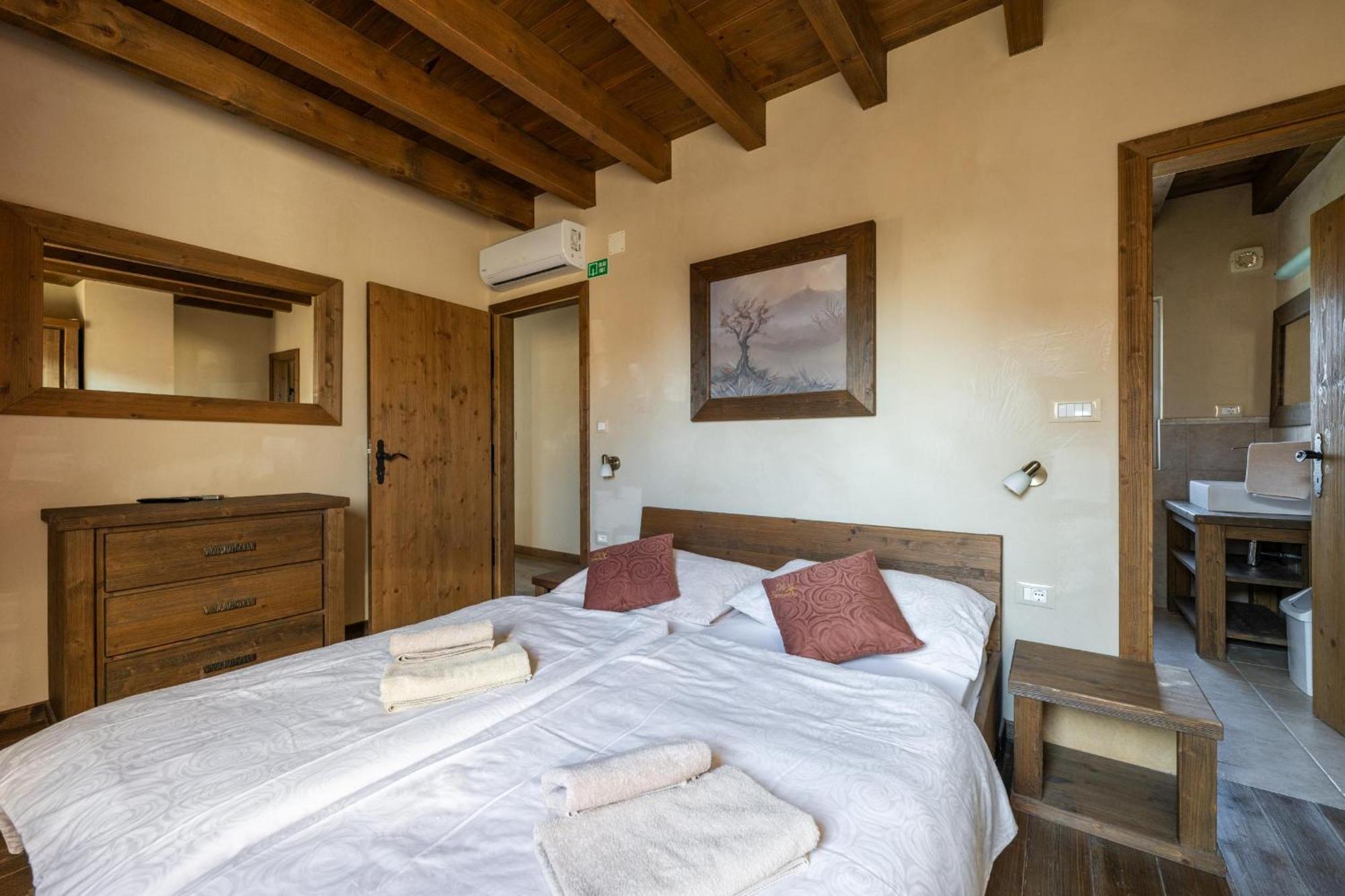 Villa CASTAGNA holiday home Premantura Esterno foto