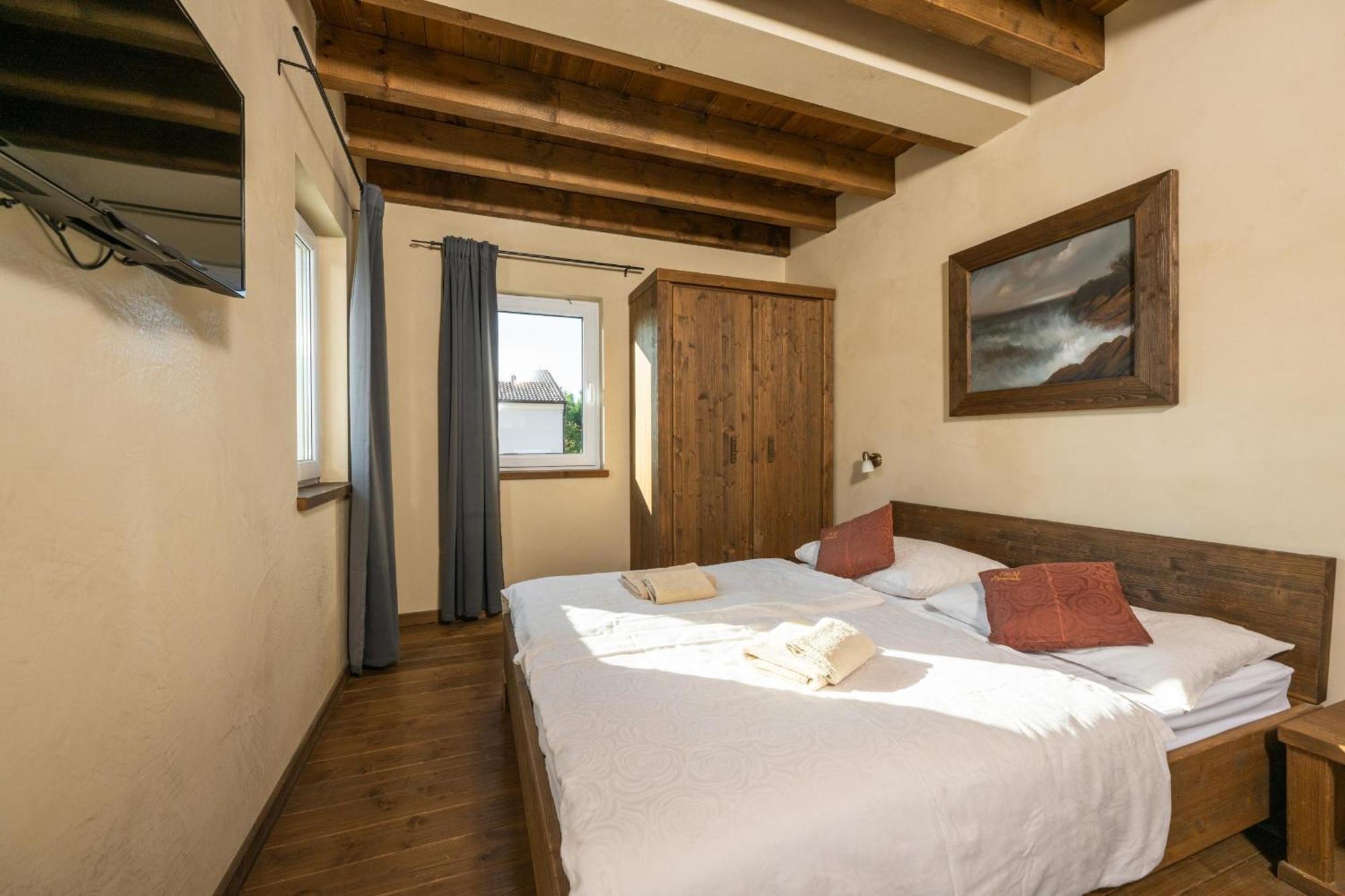 Villa CASTAGNA holiday home Premantura Esterno foto