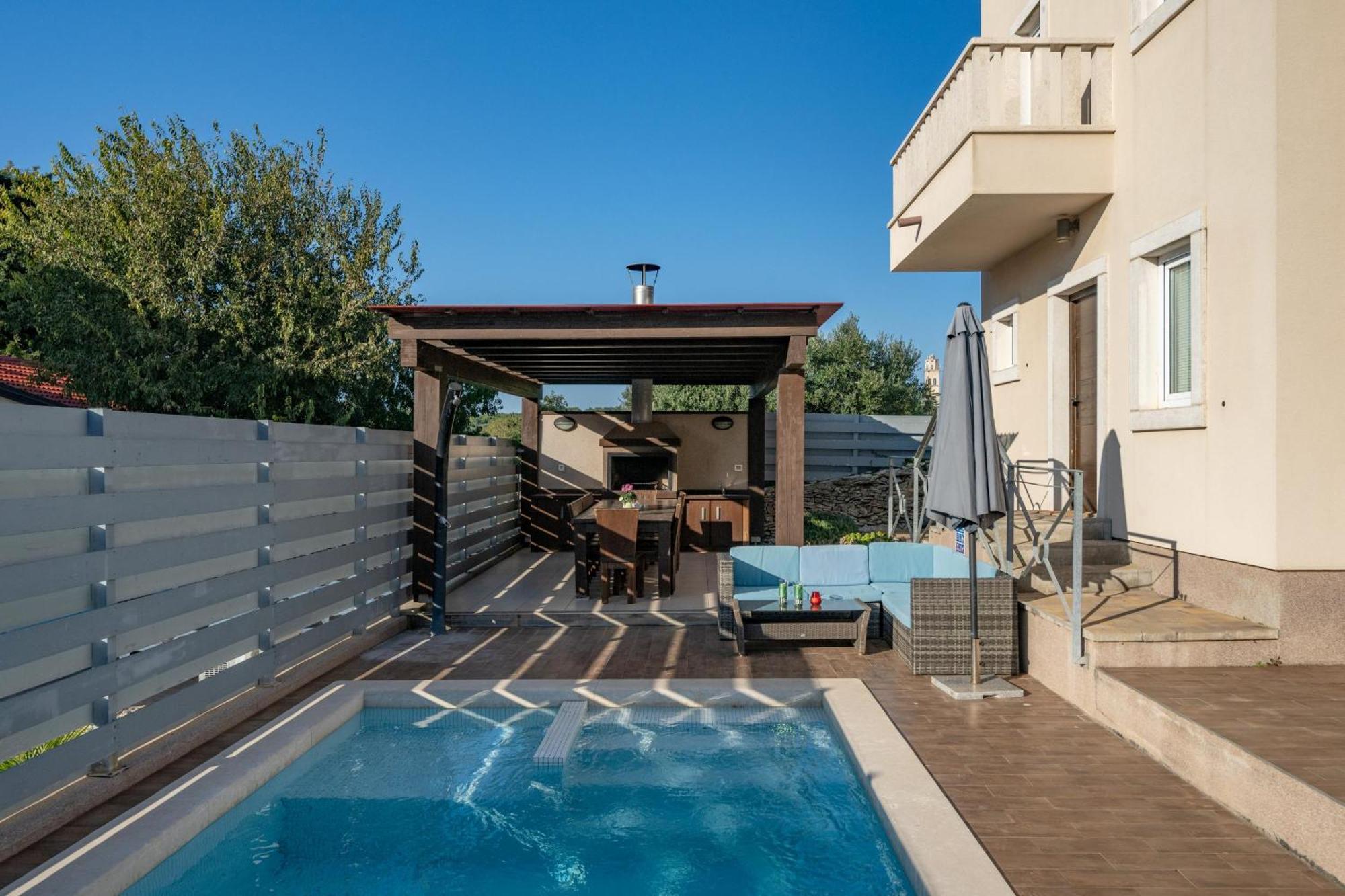 Villa CASTAGNA holiday home Premantura Esterno foto